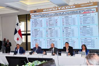 La propuesta fue presentada por el Tribunal Electoral.