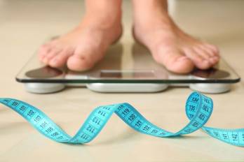 Algunos defienden que las prácticas de Skinny Tok enseñan sobre la alimentación intuitiva y la disciplina en el entrenamiento mientras otros piensan que la tendencia promueve desórdenes alimentarios.