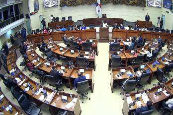 La funcionaria hizo este anuncio durante su comparecencia ante el pleno de la Asamblea Nacional