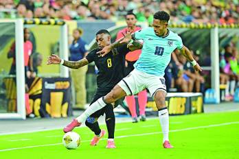 El futbolista panameño Ismael Díaz durante el partido contra Honduras.