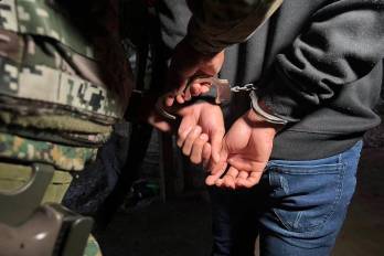 Durante los operativos también se decomisaron tres vehículos.