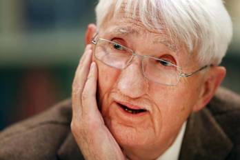 A Habermas se le recuerda, sobre todo, por sus vínculos con la ciudad de Fráncfort, en el oeste alemán.