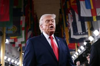 Trump mantiene su postura firme sobre la presión militar en la región.