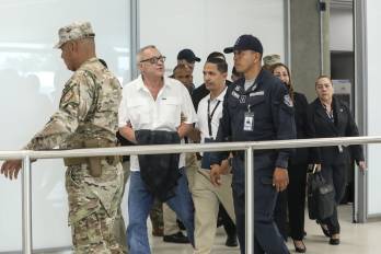 ‘Lo van a notificar del auto de llamamiento a juicio, sin embargo, el fue electo al Parlacen y el proceso de él pasa al pleno de la CSJ’, aclaró el abogado de Ochy.