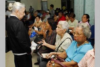 Jubilados interponen denuncias en contra de comercios