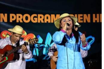 Las voces más representativas de este género siempre han sido masculinas y si bien en Panamá algunas voces femeninas han destacado como Meche Acevedo y Marciana De Gracia, el proyecto también tiene como premisa introducir a más mujeres en este género musical.