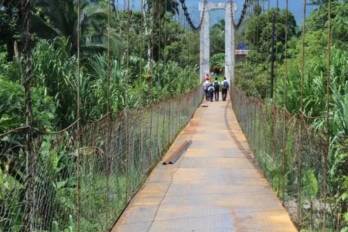 El plan del MOP busca garantizar el acceso seguro a 48 centros educativos ubicados en zonas de difícil acceso.