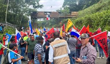 Organizaciones populares protestan frente a Minera Panamá