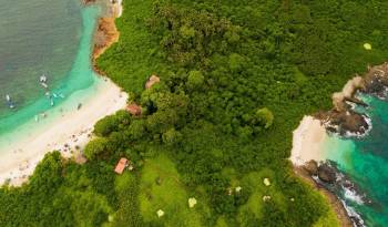 A siete kilómetros de la costa de Pedasí, está Isla Iguana, un refugio de vida silvestre con playas de arena blanca y agua cristalina.