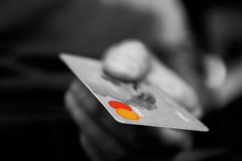 Acodeco publica comparativo de tasas y anualidades de tarjetas de crédito en Panamá