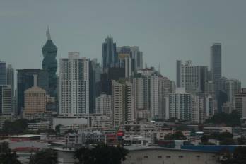 Bancos en Panamá suspenderán la atención presencial durante las fiestas patrias