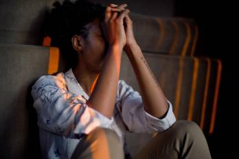 El Minsa advierte sobre los efectos del estrés sostenido en la salud física y mental