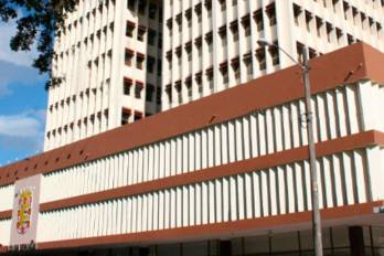 Cierre de oficinas públicas por Semana Santa, anuncia el Gobierno