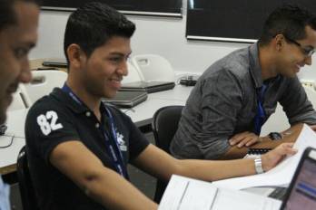 El programa tiene como misión brindar una atención integral a jóvenes participantes, ofreciéndoles oportunidades para el desarrollo de habilidades sociales.