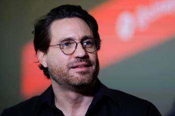 Según explica el propio actor en un video de presentación, la historia se desarrolla en Caracas tras más de una década de deterioro bajo la revolución chavista.