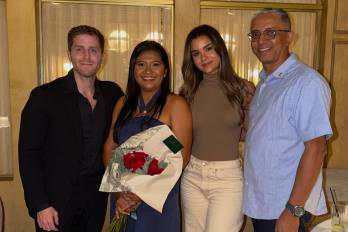Rosa y su novio disfrutaron de una cena con Mayer Mizrachi y la presentadora dominicana Clarissa Molina.