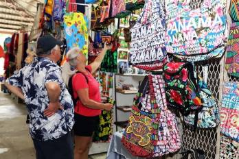 Artesanos siguen esperando devolución de dinero de ExpoMarket
