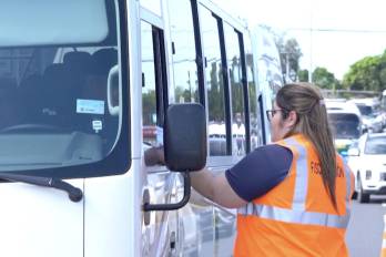 Aclaran uso de vehículos oficiales: eran para retiro espiritual, no para fiestas