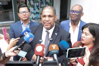 Ifarhu anuncia histórica selección de 131 mil becarios en concurso nacional