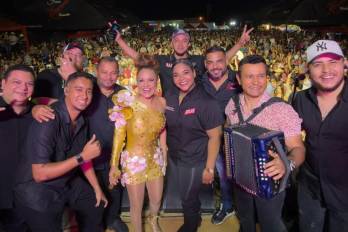 Samy y Sandra Sandoval devuelven la amanecida a Los Uveros tras un año fuera.