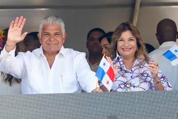 El presidente José Raúl Mulino celebra el pase de Panamá al Mundial 2026.