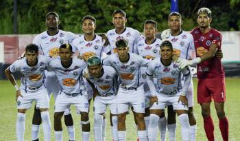 El equipo del Veraguas United FC.