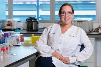 Doctora María Beatriz Carreira, científica panameña especializada en neurociencias.
