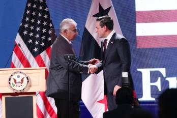 La recepción por los 250 años de la independencia de Estados Unidos reunió en el Biomuseo a autoridades, empresarios y miembros del cuerpo diplomático acreditado en Panamá.