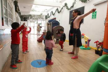 El seguimiento periódico de la talla puede ayudar a detectar en niñas, niños y adolescentes trastornos como la deficiencia de hormona de crecimiento, una condición poco frecuente para la que México incorporó una alternativa de tratamiento de administración semanal.