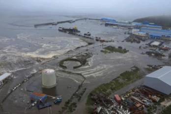 Imagen tomada de un vídeo facilitado por el Centro Geofísico de la Academia de Ciencias de Rusia muestra una zona inundada en Severo-Kurilsk, región de Sajalín, Rusia, el 30 de julio de 2025.
