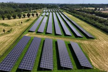 La abundancia de energía solar en 2024, por ejemplo, contribuyó en hacer bajar los precios .