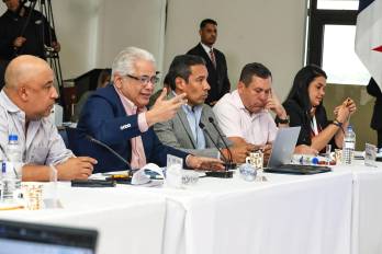 En la Comisión de Reformas Electorales están representado todos los partidos políticos y la sociedad civil organizada.