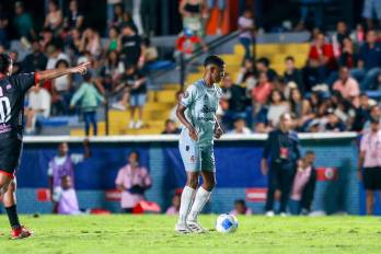 El Sporting San Miguelito cayó en el global frente al Xelajú.