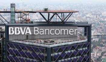 Fotografía de archivo del edificio BBVA Bancomer en Ciudad de México (México).