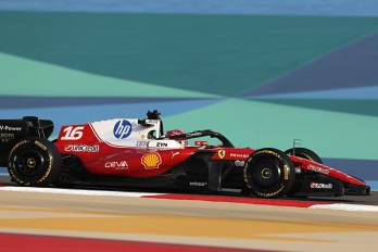 El monegasco Charles Leclerc (Ferrari) en el circuito internacional de Sakhir, Baréin.