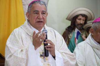 Ulloa cuestionó los contrastes del sistema judicial panameño y llamó a la ciudadanía a asumir un rol activo en la defensa de la justicia y los derechos.