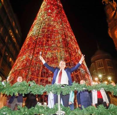 Vigo, con 11 millones de luces, da por iniciada la Navidad en todo el planeta