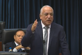 El diputado Luis Eduardo Camacho defendió en el pleno de la Asamblea el nombre de Panamá y cuestionó que Estados Unidos mantenga al país en su lista antidrogas.