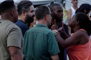 Damely Yameth Díaz increpó directamente a Nicolás Maduro Guerra cuando visitaba La Guaira, la ‘zona cero’ de los terremotos.
