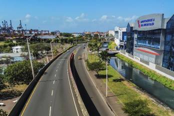 La Zona Libre de Colón es, para la provincia de Colón, uno de los principales nodos de atracción de turismo.