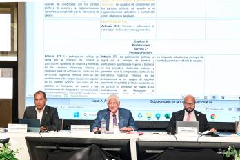 Los partidos blindan su poder y mantienen la “puerta trasera” anti-paridad.