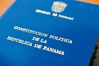 La vigente Constitución de 1972 ha sufrido cuatro modificaciones desde su aprobación.