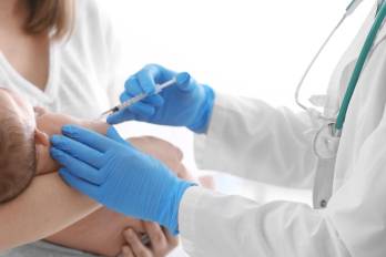 El VRS es una de las principales causas de bronquiolitis y hospitalizaciones en bebés.