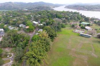 ‘Haz lo que quieras que tenemos la fuerza...’