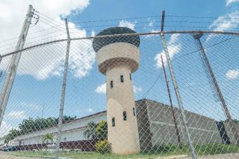Fotografía de archivo en la que se captó una torre de vigilancia de la Cárcel Nacional de Maracaibo, más conocida como Cárcel de Sabaneta, en Maracaibo (Zulia, Venezuela).