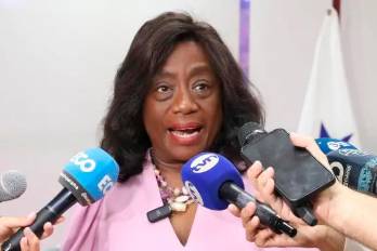 Lucy Molinar, ministra de Educación.