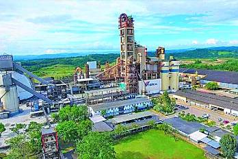 La transacción en Panamá incluye la operación de la planta de Cemento Bayano.