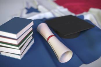 En nuestro país al igual que ayer, como en el resto de América latina, las universidades son parte de los procesos de construcción, consolidación y desarrollo de los estados nacionales.