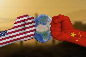 Estados Unidos sigue siendo el principal inversionista extranjero de América Latina, pero la presencia comercial de China ha crecido a paso firme, según datos de Moody’s.