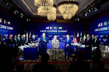 Las conversaciones en Suiza se desarrollaban con la mediación de Qatar y Pakistán.